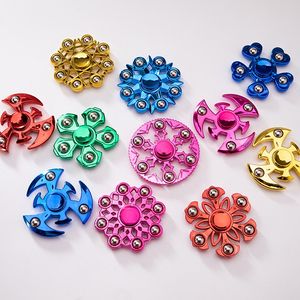 Snowflake Fidget Spinner Custom Fidget Spinner Glide Bearing Giros de alta velocidad Spinners de mano de metal de precisión para niños adultos - Product Image 3