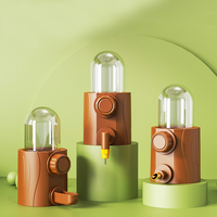 Bouteille d'eau en plastique écologique automatique Mangeoire pour animaux de compagnie sous vide à billes durable pour perroquet oiseau Utilisation intérieure Matériau PP