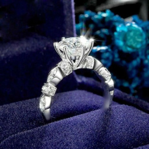 Anillo Clásico de Seis Puntas para Mujer, Estilo Brillante, Anillo de Promesa, Joyería Nupcial para Boda - Product Image 1
