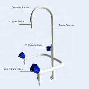 DEWASH Cina: Bottiglia per lavaggio occhi a doppia testa in acciaio inox SS304 di alta qualità, resistente, con montaggio su piano e ugello triplo da tavolo, bianco, 0.2-0.4Mpa - Product Image 3