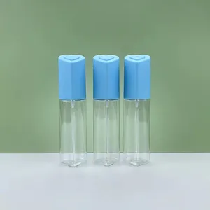 Botol semprot kabut plastik, kosmetik 60ml botol parfum bentuk hati untuk aroma