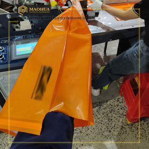 MaoHua Plastic Courier <b>Bags</b> Orange Red <b>Self</b> <b>Sealing</b> Custom Size High Strength Express Packaging Foshan Shunde - Product Image 2