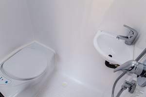 Remolque <span class=keywords><strong>de</strong></span> Carga Ligero <span class=keywords><strong>de</strong></span> Fibra <span class=keywords><strong>de</strong></span> Vidrio Personalizable <span class=keywords><strong>de</strong></span> 14 Pies con Plataforma Trasera Plana, Remolque Tipo Camper con Luces LED Todoterreno, Características <span class=keywords><strong>de</strong></span> Almacenamiento <span class=keywords><strong>de</strong></span> 4000 L para Viajes - Product Image 2