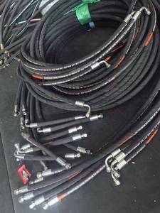 ท่อยางไฮดรอลิกถักลวดเหล็กแรงดันสูง<span class=keywords><strong>100</strong></span> R2AT/En 853 2SN สำหรับรถขุด SAE - Product Image 6