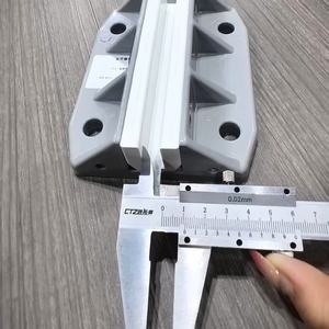 Kunststof contragewicht geleiderschoenen voor vrachtlift met 10 mm railbreedte, nominale snelheid <1,75 m/s - Product Image 3