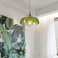 Suspension Vintage en Verre Vert Plafonnier Floral Suspendu Avec Hauteur Réglable pour Salle à Manger Café Chambre Couloir
