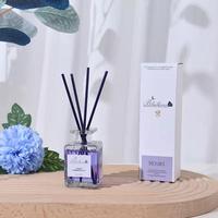 Diffuseur de parfum domestique moderne 50 ml avec fleurs séchées, artisanal, à l'huile essentielle, diffuseur d'huile en rotin, ensembles de bâtonnets longue durée