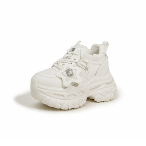 Baskets basses compensées à semelle épaisse pour femme, nouvelle collection printemps 2026, baskets décontractées en cuir véritable de 9 cm - Product Image 1