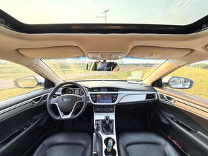 Geely Emgrand <span class=keywords><strong>GL</strong></span> 2017 1.8L Essence Manuelle Berline Conduite à Gauche Voiture d'occasion pour l'exportation - Product Image 5