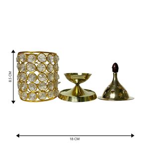 Ensemble de 3 lampes à huile décoratives en laiton et cristal, avec design en cristal taillé et couvercle en cristal taillé en étoile, pour Pooja, Aarti et cadeaux. - Product Image 1