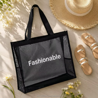 Sac fourre-tout en polyester personnalisé avec logo, idéal pour la plage, le shopping ou comme sac de transport, en maille réutilisable, tendance et personnalisable pour la vente en gros.
