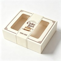 Boîte cadeau de pâtisseries orientales de luxe, assortiment de desserts arabes avec pistaches et noix, emballage alimentaire avec fenêtre transparente