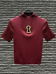 TWOTWINSTYLE T-Shirt Minimalista da Donna a Collo Alto con <span class=keywords><strong>Maniche</strong></span> <span class=keywords><strong>Corte</strong></span>, Tessuto Traforato con Fibbia Metallica, Effetto Snellente 2025 - Product Image 4