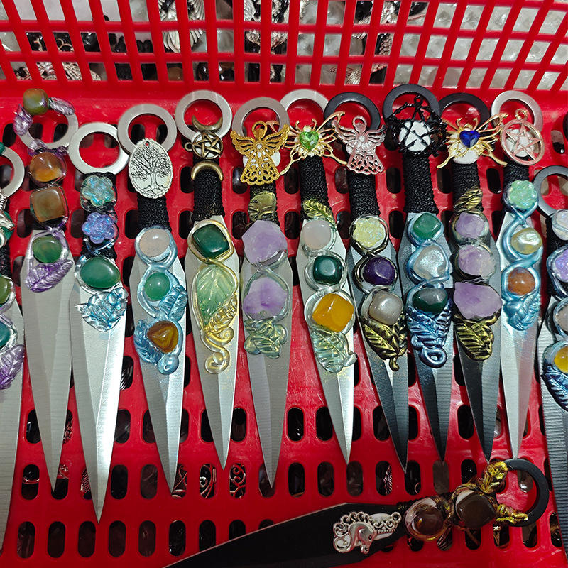 Les shuriken multi-matériaux sont joués au hasard