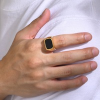 Bague carrée en acier inoxydable VAF avec pierre de verre noire pour homme