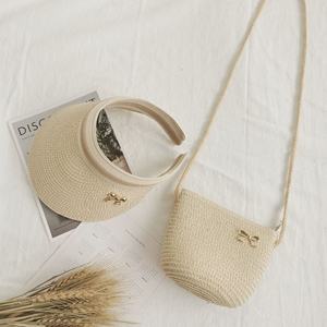 En gros Ensemble de chapeaux et casquettes d'été en papier et paille pour bébés, enfants et tout-petits, incluant casquettes à visière et chapeaux-sacs - Product Image 3