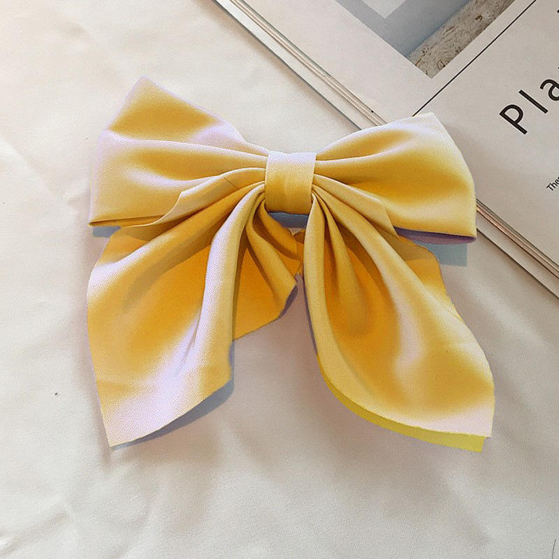 สีเหลือง