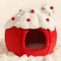 Lit pour chat en forme de gâteau de Noël, coussin amovible, nid douillet et chaud pour animaux de compagnie, lit pour chat mignon pour chats et petits chiens