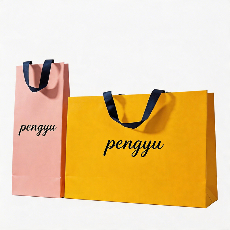 Custom Logo Size Luxury Colorful Cardboard Shopping Gift Clothing Retail Boutiques Packaging Luxury Paper Bag With Ribbon Rope
