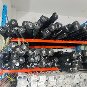 Produits Pv Cleaner Axis Paneles Tracker Brosses Nettoyeurs Fotovoltaici Laveuse automatique <span class=keywords><strong>De</strong></span> Pannelli Nettoyeur <span class=keywords><strong>de</strong></span> panneaux solaires - Product Image 2