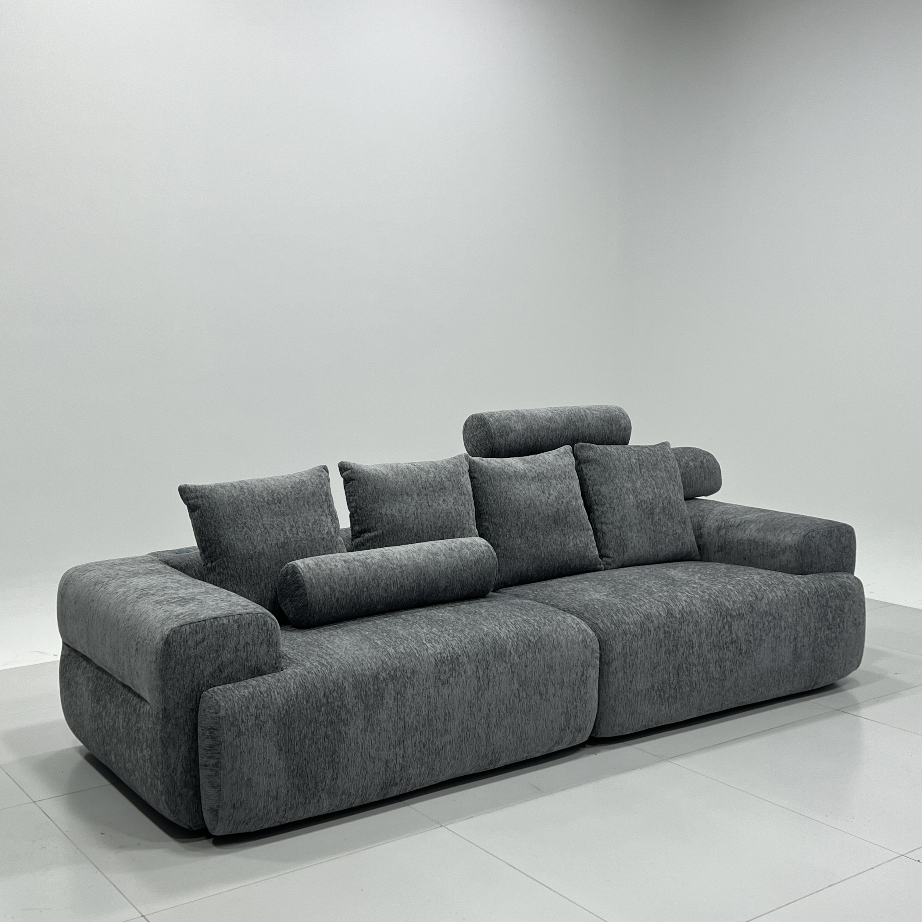Gris oscuro