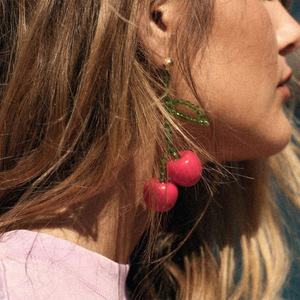 ต่างหูแบบติดหูทรงเชอร์รี่ประดับลูกปัดสไตล์ศิลปะยุโรปอเมริกัน ทำมือ สำหรับผู้หญิง ดีไซน์สดใส น่ารัก ลายเรขาคณิต ประดับเพชร โลหะผสม - Product Image 1