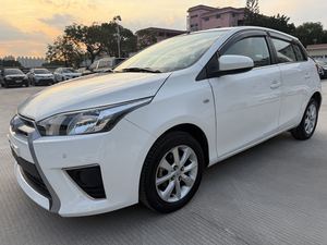 <span class=keywords><strong>Toyota</strong></span> <span class=keywords><strong>Yaris</strong></span> d'<span class=keywords><strong>occasion</strong></span>, <span class=keywords><strong>moteur</strong></span> 1.5L, immatriculée en 2015, fournit des documents d'exportation complets pour l'Afrique - Product Image 3