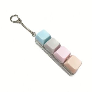 พวงกุญแจรูปคีย์บอร์ดของเล่นมาการอง 4 ปุ่ม บรรเทาความเครียด - Product Image 5