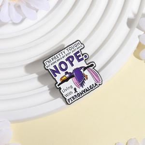 Je suis assez résistante, mais parfois mon corps dit NON, épingles en émail personnalisées, broche pour vivre avec la fibromyalgie, badge de revers, bijoux, cadeau - Product Image 3