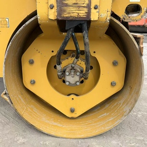 Rouleau d'occasion Petit CAT agricole CB24B de haute qualité Mini rouleau Caterpillar d'occasion de 3 tonnes Rouleau original en vente bon marché EPA - Product Image 4