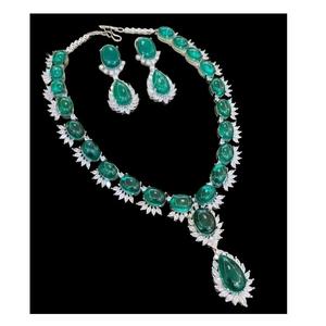 ชุดเครื่องประดับทองเหลืองคุณภาพสูง ดีไซน์สวยงาม เรียบหรู ไม่หมอง คงความเงางามยาวนาน เหมาะสำหรับผู้หญิง สวมใส่ในงานปาร์ตี้และงานแต่งงาน - Product Image 1