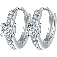 Anting Perak S925 EK211 untuk Wanita, Anting Zirkon Sederhana, Lingkaran Kecil yang Stylish dan Anggun