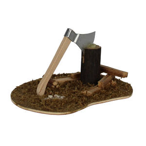 ZICOM Alemania Decoraciones Navideñas Accesorios para Belén 10x8x6 cm Modelo de Hacha de Madera y Metal para Tabla de Cortar 99999-44103101701 - Product Image 5
