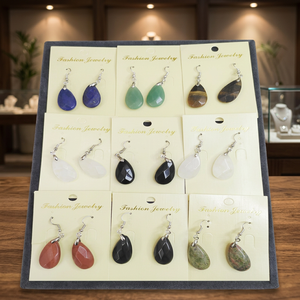Pendientes Hechos a Mano con Piedras Preciosas Verdes Ovaladas, Talladas y Pulimentadas, Joyería de Moda, Artesanía con Piedras Semipreciosas - Product Image 2