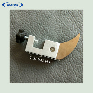 Grattoir Nantou avec base et lame en cuivre pour ligne de production de machines à colle - Product Image 2