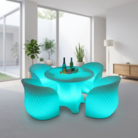 Table ronde en plastique éclairée par LED, chaises en forme de fleur de prunier, imperméables, durables, design moderne pour hôtels, restaurants, terrasses, bars, KTV, clubs