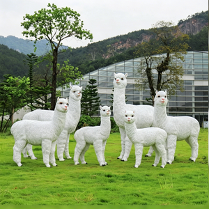 Estatua <span class=keywords><strong>de</strong></span> Alpaca Grande <span class=keywords><strong>de</strong></span> Resina Personalizada, Escultura <span class=keywords><strong>de</strong></span> Llama para Jardín Exterior, Resistente a la Intemperie, Pintada a Mano, Color Personalizado Artístico para Parques y Centros Comerciales - Product Image 1