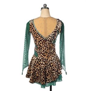 Justaucorps <span class=keywords><strong>de</strong></span> gymnastique en strass personnalisé professionnel Costume <span class=keywords><strong>de</strong></span> compétition <span class=keywords><strong>artistique</strong></span> <span class=keywords><strong>de</strong></span> luxe pour <span class=keywords><strong>robe</strong></span> <span class=keywords><strong>de</strong></span> <span class=keywords><strong>patinage</strong></span> rythmique <span class=keywords><strong>de</strong></span> <span class=keywords><strong>danse</strong></span> sur scène - Product Image 4