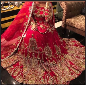 Superbe robe de mariée traditionnelle ATIYA LIBAS indienne/pakistanaise en acétate Lehenga Choli avec broderie lourde Zardozi pour mariage - Product Image 5