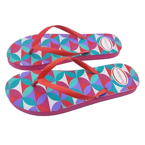 Chanclas Personalizadas con Estampado Geométrico, Sandalias de Playa de Secado Rápido, Antideslizantes, Fabricante de Chanclas de Verano al por Mayor - Product Image 1