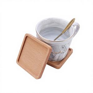 Posavasos de Madera con Logotipo Personalizado, Posavasos de Madera Natural, Rodajas de Madera Artesanales para Manualidades Naturales o Decoración de Bodas - Product Image 1