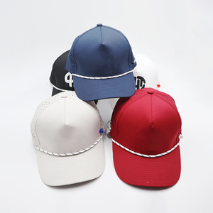 Gorra de Golf Magnética Impermeable de 5 Paneles Personalizada de Primera Calidad con Soporte para Tees - Product Image 5