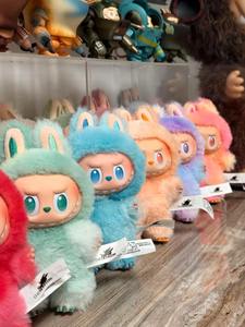 Popmart מקורי labuu v3 3.0 המפלצות גדול לתוך סדרת אנרגיה-חדשה הגעה בובות צעצועים קטיפה בובות מסתורין - Product Image 3