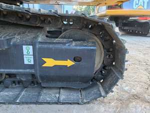 Komatsu PC200-8MO Excavadora Hidráulica de Orugas Usada, Maquinaria de 20 Toneladas con Bomba, Ideal para Construcción, Energía y Minería - Product Image 5