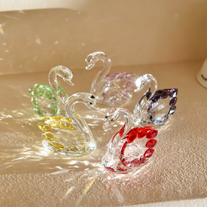 Ornement Cygne en Cristal Coloré Fait Main Écologique – <span class=keywords><strong>Figurine</strong></span> Décorative pour la Maison, Symbole d'Amour, Souvenir, Cadeau de Mariage - Product Image 4