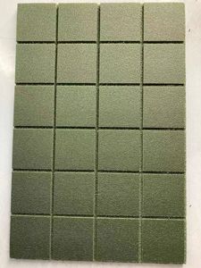 Tapis antichoc TPE <span class=keywords><strong>de</strong></span> 10 mm d'épaisseur pour <span class=keywords><strong>gazon</strong></span> artificiel, 50 g/m³, tapis antichoc haute densité avec drainage rainuré, largeur <span class=keywords><strong>de</strong></span> 1,52 m par <span class=keywords><strong>rouleau</strong></span>, AX50 - Product Image 4