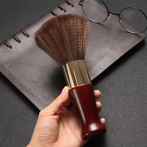 Cepillo Redondo de Fibra Natural para Cuello y Cara, con Mango de Madera, para Peluquería y Barbería, Tamaño Personalizado, Venta al por Mayor - Product Image 1