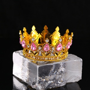 Corona Barroca Dorada con Mini Pedrería para Pastel, Adorno <span class=keywords><strong>de</strong></span> Plástico, Tiara, Accesorios para Ramo, Aniversario, Boda - Product Image 4