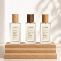Flacons de parfum carrés transparents vintage personnalisés 30ml 50ml 100ml en verre vide avec bouchon en bois et pulvérisateur à pompe