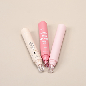 <span class=keywords><strong>Tube</strong></span> de gloss à lèvres personnalisé en PETG <span class=keywords><strong>transparent</strong></span>, applicateur, baume à lèvres, <span class=keywords><strong>tube</strong></span> <span class=keywords><strong>souple</strong></span>, emballage cosmétique en <span class=keywords><strong>plastique</strong></span>, fabricant direct OEM ODM - Product Image 3